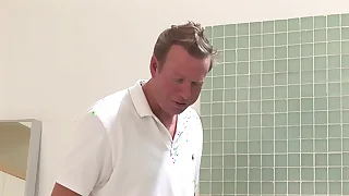 Adrianna Nicole double penetration concerning bathroom